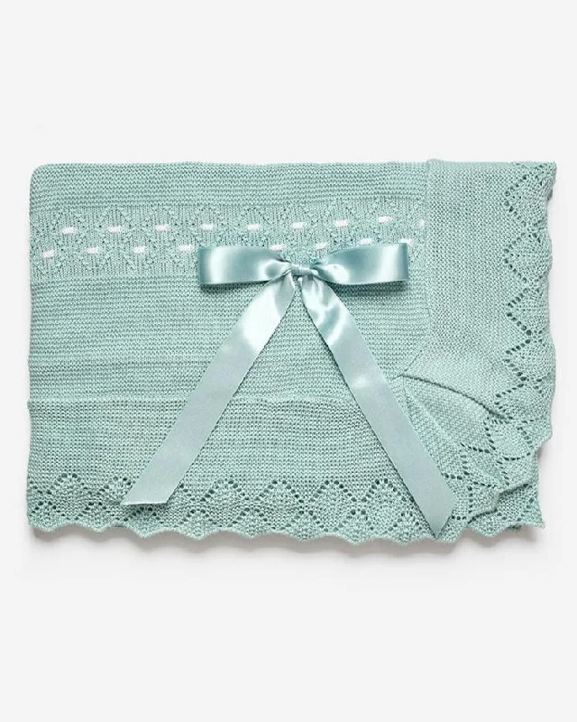 BABY WITH WHITE DETAILS BLANKET