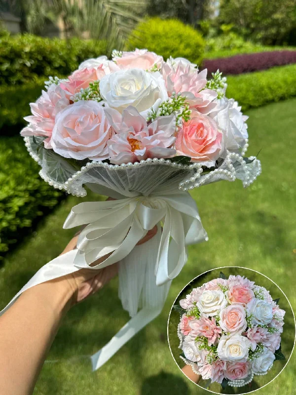 1pc Outdoor Wedding Bride Rose Flower Bouquet, Wedding Proposal Artificial Rose Flower With Bowknot, Ribbon & Pearl Decorated Dress Edge Bouquet For Bridesmaids/Maid Of Honor, Banquet Attire Decoration Flower Bouquet