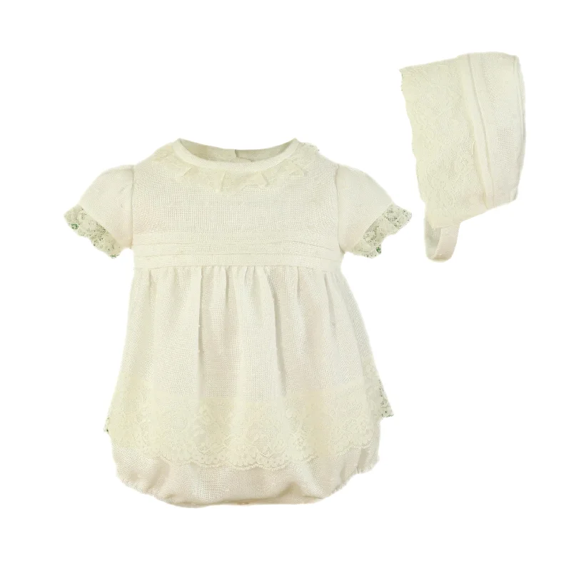 BABY LACE DETAILS ROMPER AND BONNET SET